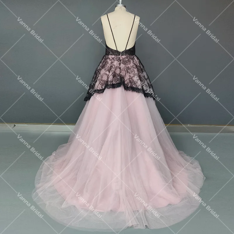 Czarne paski Spaghetti koronkowy gorset suknie ślubne tiul spersonalizowane 2021 księżniczka Backless Rmantic Rustic Fluffy Wedding Dress