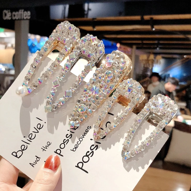 Nowe modne damskie spinki do włosów kryształowe spinki do włosów dla dziewczynek Barrettes Rhinestone luksusowy diamentowy klips w kształcie kaczki damskie akcesoria do włosów