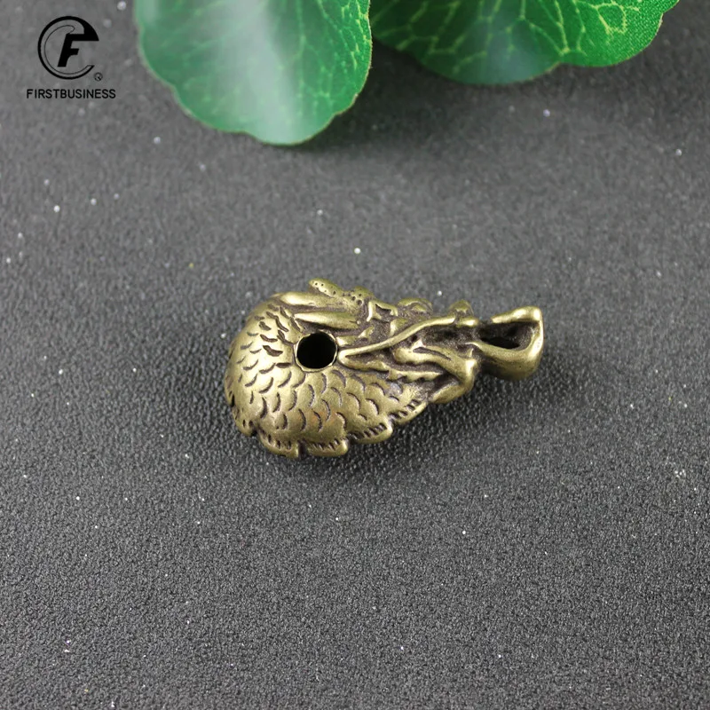 Vintage Copper Dragon Crafts Figurines Car Key Chain Pendant Retro Brass Chinese Feng Shui Ornament Home Decor Acccessory