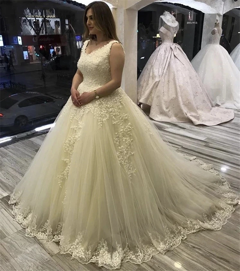 

ANGELSBRIDEP V-Neck Ball Gown Wedding Dress Robe De Mariee Luxury Applique Beaded Tulle Formal Bridal Gowns Custom Made Train