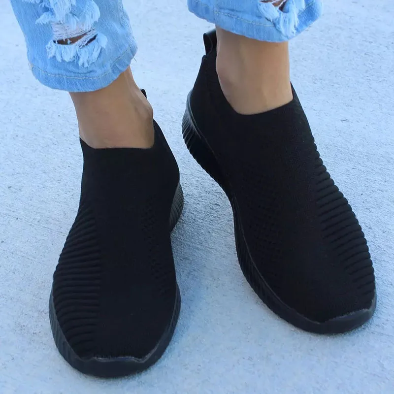 Scarpe da donna Plus Size 43 scarpe vulcanizzate da donna Slip On Sock Shoes scarpe da ginnastica bianche in rete femminile donna Flat Casual Tenis