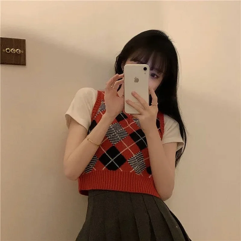 Sweaters Vest Women Retro Harajuku College Style Students Sleeveless V-neck Girl Sweet Elegant Leisure Daily Knitted Female Chic