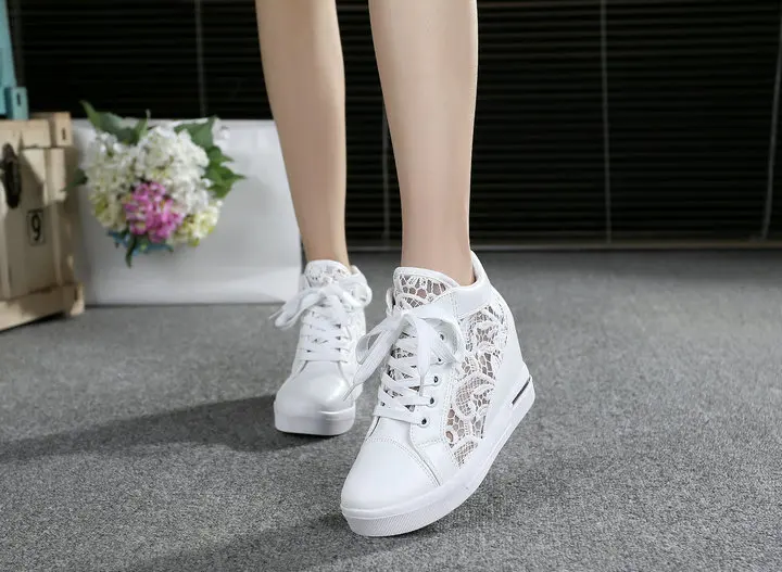 Children Shoes girls Sneakers Breathable Mesh Sneakers Flats Lace Loafers Thick Heels Platform Wedges Casual Comfort Creepers