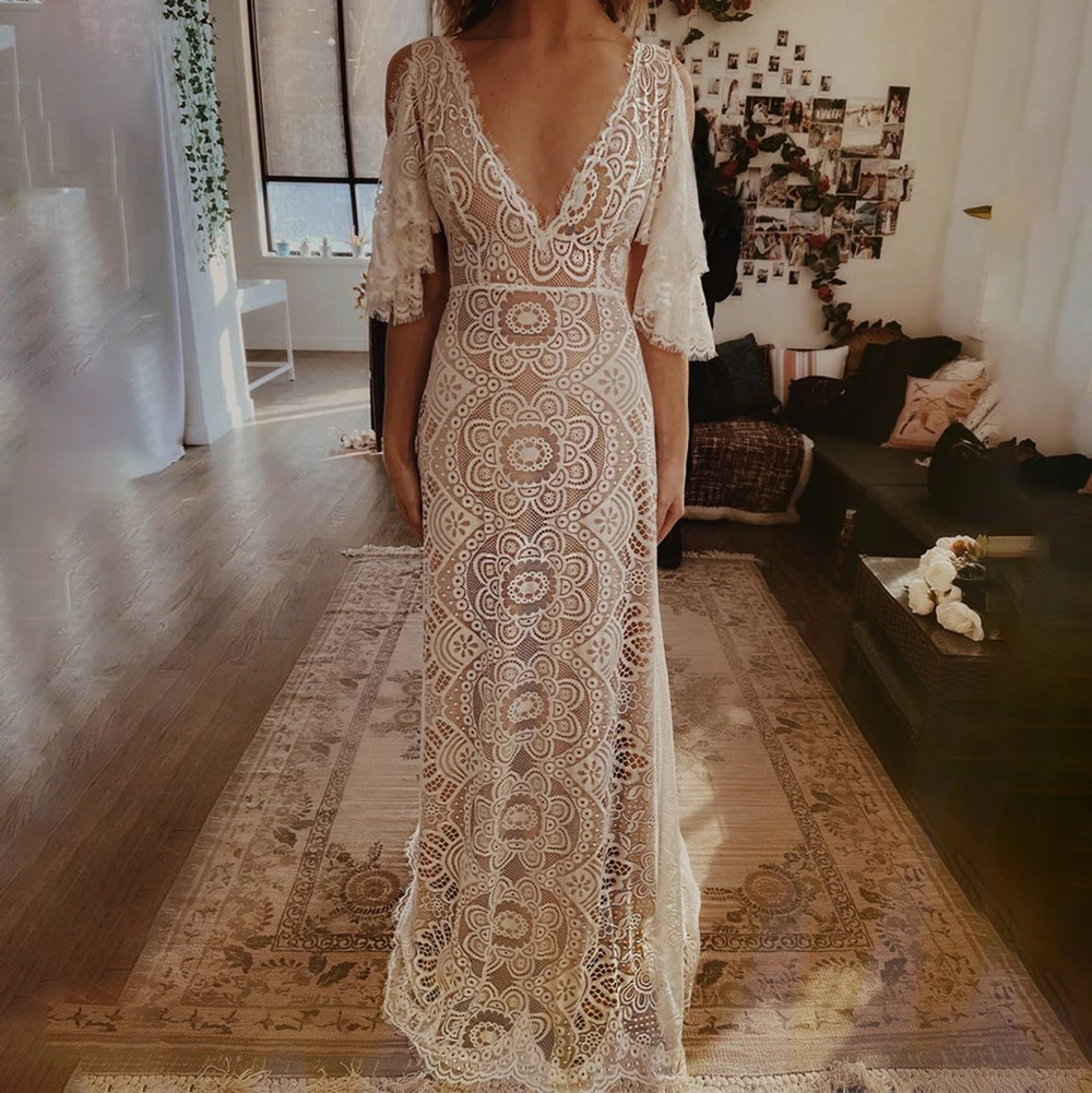 Short Flutter Sleeves Lace Sheath Wedding Dress Backless Customized Plus Size Open Back Sweep Train Rustic V Neck Bride Gown