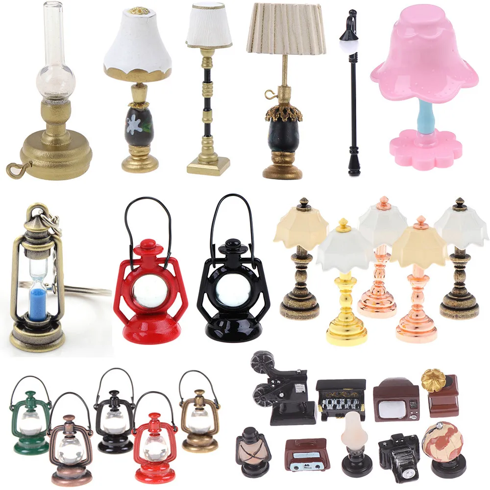 1/2Pcs Mini 1:12 Miniature Table Candlestick Retro Kerosene Lamp Doll House Lamps Decor Accessories Dollhouse Furniture Toys