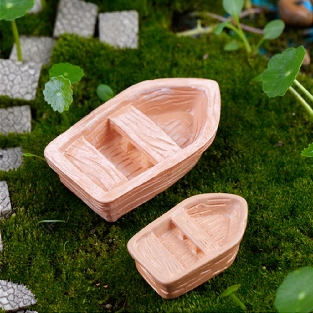 2 Pz/set Retro Figurine Barca di Legno Modello Figura Giocattoli Mestiere Della Resina Micro Decorazione del Giardino Ornamenti Terrari In Miniatura