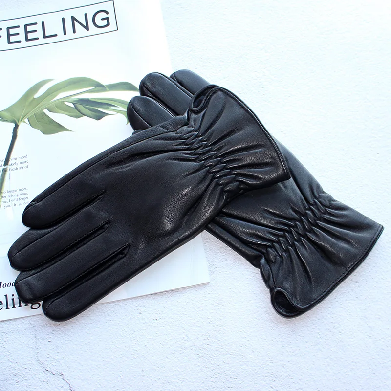Winter Warm Sheepskin Gloves Men\'s Leather Points Fashion Simple Style Velvet Lining Wind and Cold Outdoor Motorcycle Riding