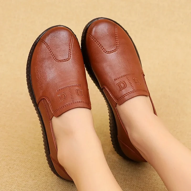 Fashion Slip-on Sewing Sneakers Women Flat Shoes 2024 Spring Soft Wedge Leather Loafers Casual Mother Flats Size 9 Brown