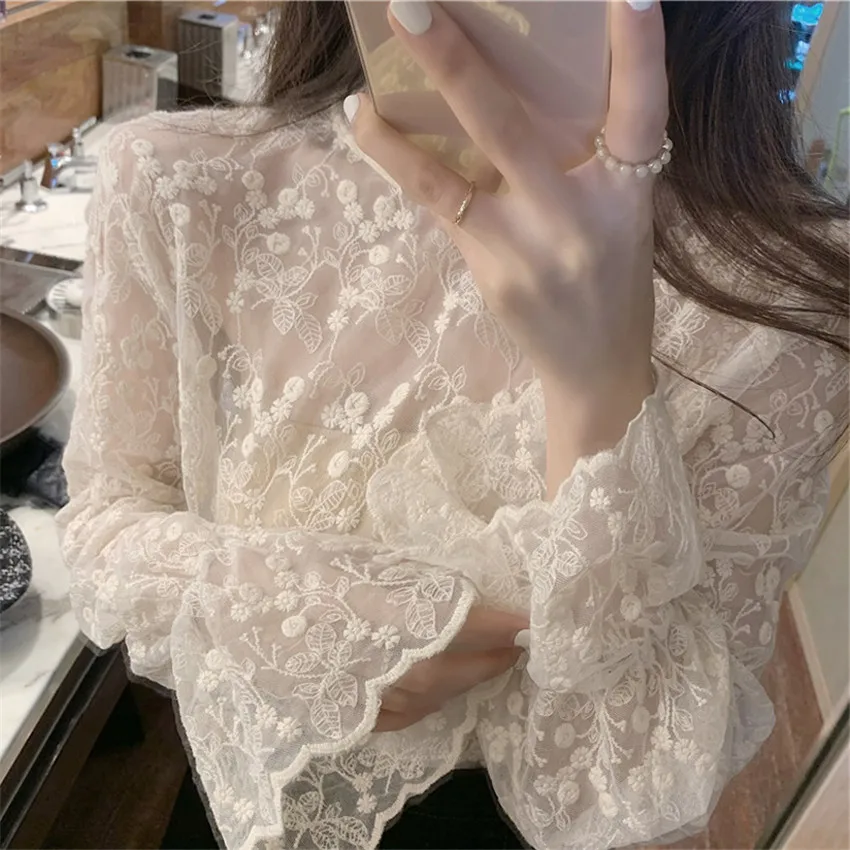 

Spring Sweety Girl Mesh Shirt Spring Long Sleeve Lace Blousas Women Turtleneck Lace Blouse Basic Tops Pullover Bottomings WZ1113