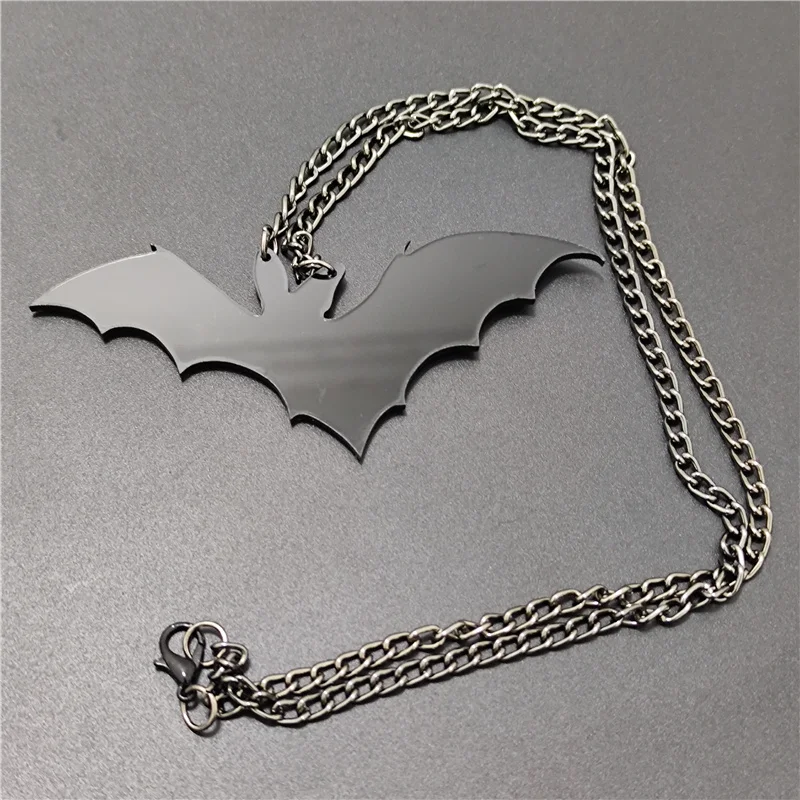 KUGUYS Black Bat Pendant Necklace for Men Women Halloween Fashion Gothic Rock Animal Jewelry Accessories