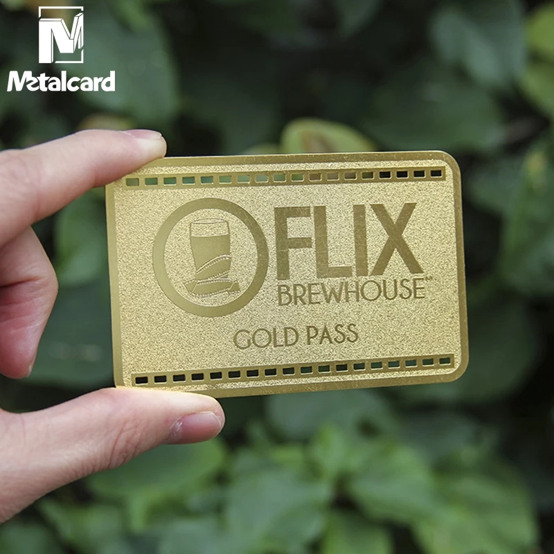 

Металлическая карта по индивидуальному заказу, нержавеющая сталь, гальваническое золото, дизайн членских карт, производство полых визитных карточек