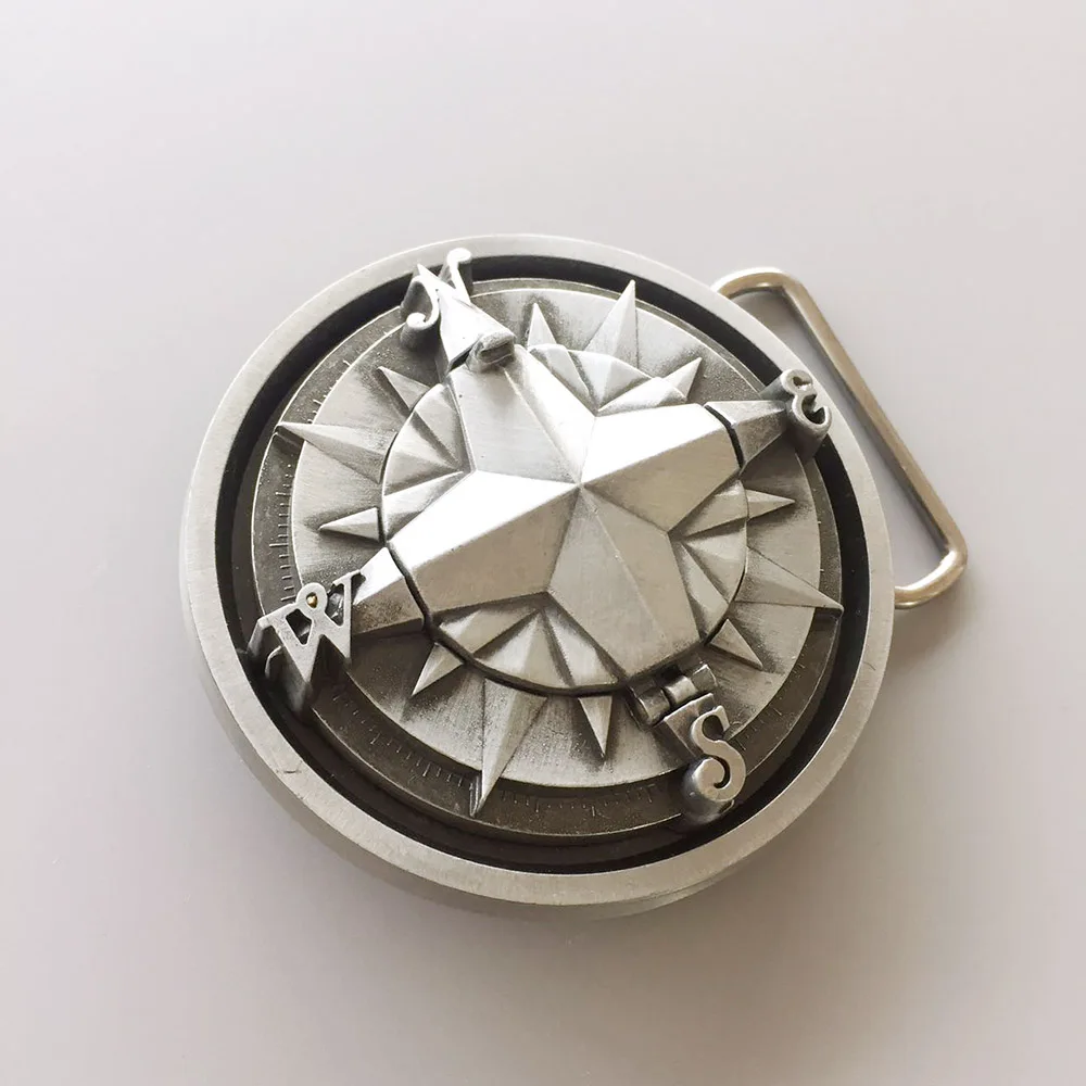 Hebilla de cinturón redonda con brújula 3D de plata antigua también disponible en EE. UU.