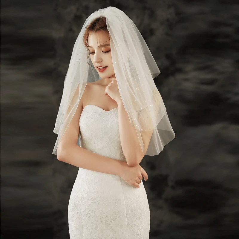 Nieuwe Collectie Ivory Bridal Veils Goedkope Wedding Lace Edge Bruid Mariage Bridal Hoofddeksels Bruiloft Accessoires Matrimonio Velo Sposa