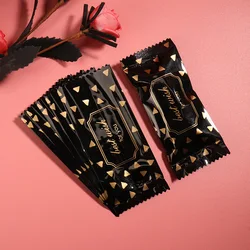 200 Stks/partij Candy Wrapper Gouden Driehoek Zwarte Achtergrond Diy Handgemaakte Huwelijkscadeau Suiker Verpakking Plastic Zak Snoep Wrappers