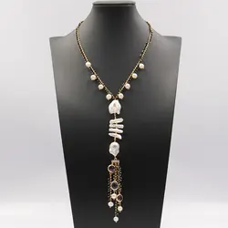 G-G Jewelry Freshwater White Keshi Pearl Biwa Pearl Black Crystal Necklace 18