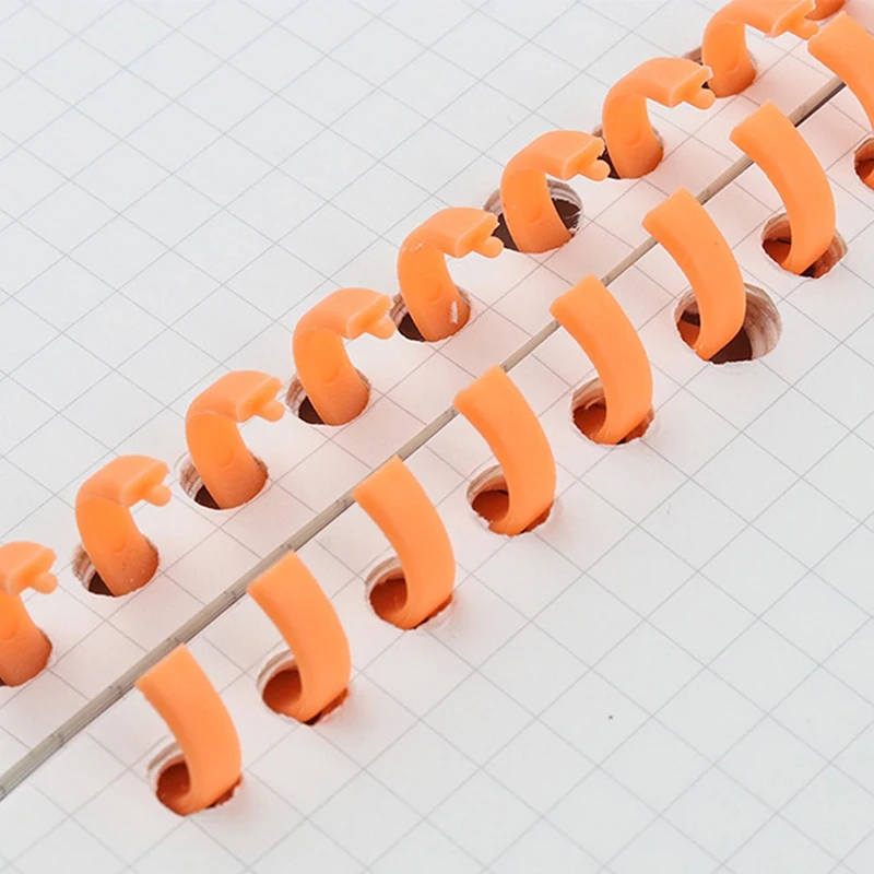 Caldo! Un anello a foglia sciolta in plastica con 30 fori, anello a spirale con 30 fori, A4, A5, A6, cancelleria per ufficio.