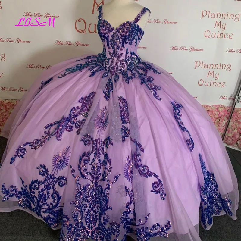 Sweetheart Quinceanera Dresses Sleeveless Appliques Sequined Pageant Princess Party Dress Sweet 15 Ball Gown With Bow Lace-Up