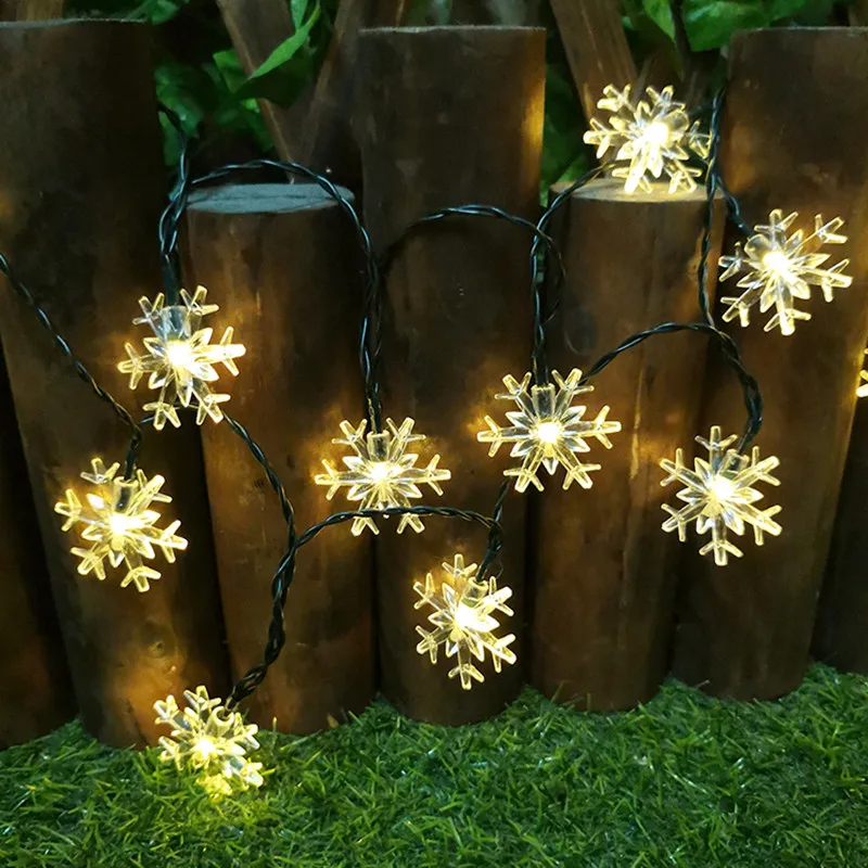 LED Snowflake Fairy Lights String Outdoor Waterproof Solar Operated Festoon New Year's Garland Holiday Lighting Party Decoration