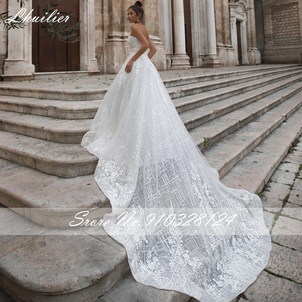 루이리에 맞춤형 A라인 스트랩리스 레이스 웨딩드레스 민소매 플로어 길이 브라이덜 가운 로열 트레인 포함