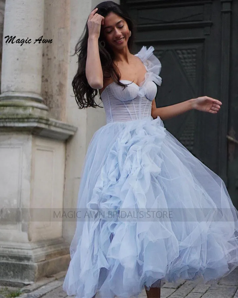 Magic Awn Light Blue Prom Dresses One-Shoulder Tulle Ruffles Illusion Tea-Length Graduation Party Gowns Short Robe De Soirée