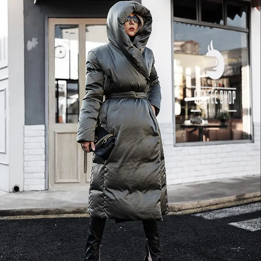 Fashion Fabric Women\'s Oversized Fluffy Down Coat Female Winter fashion Thicker Warm Hooded Down Jacket Parkas Wy258