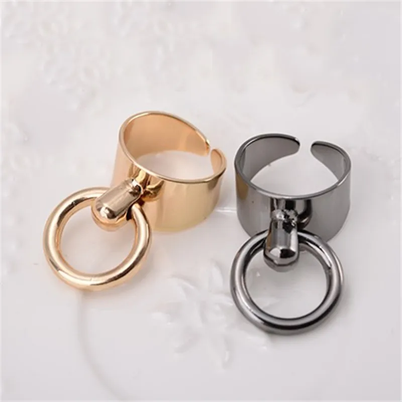 Fashion circle ring  Minimalism wind Rings of metal fan ring delicate woman man ring 2021