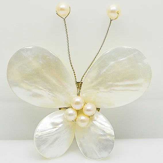 

White Natural Shell Butterfly Brooch Handmade Real Pearl Brooches Perfect Girl Mother's Day Gift Wedding Birthday Party Gift