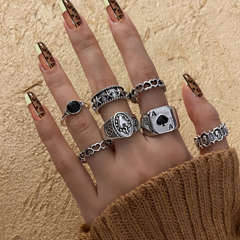 Vintage Silver Plated Angel Wings Ring for Womens Gothic Punk Steampunk Heart Butterfly Skull Ring Sets Party Jewelry 2024