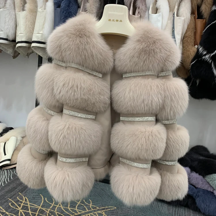 Fashion Vrouwen Real Fox Fur Coat Vrouwelijke Winter Dikkere Warme Echte Schapen Leren Jas Diamant Kralen Vos Bont Parka f2458