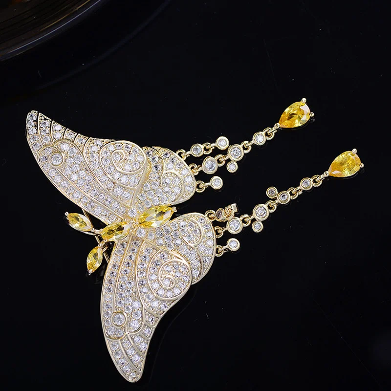 Cute Butterfly Lady Brooch  Christmas Jewelry Luxury  Zircon Brooch Lady Fashion Insect Pendant Brooch