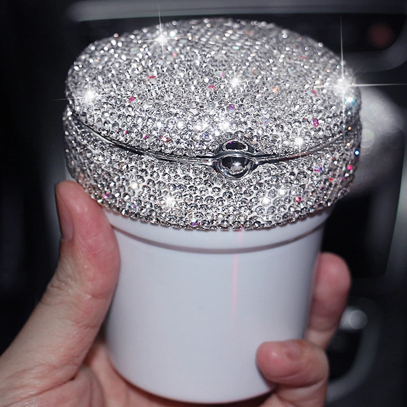 Crystal Rhinestones Car Ashtray Portable Cup Holder Metal Led Diamond Auto Ashtrays High Class Gifts