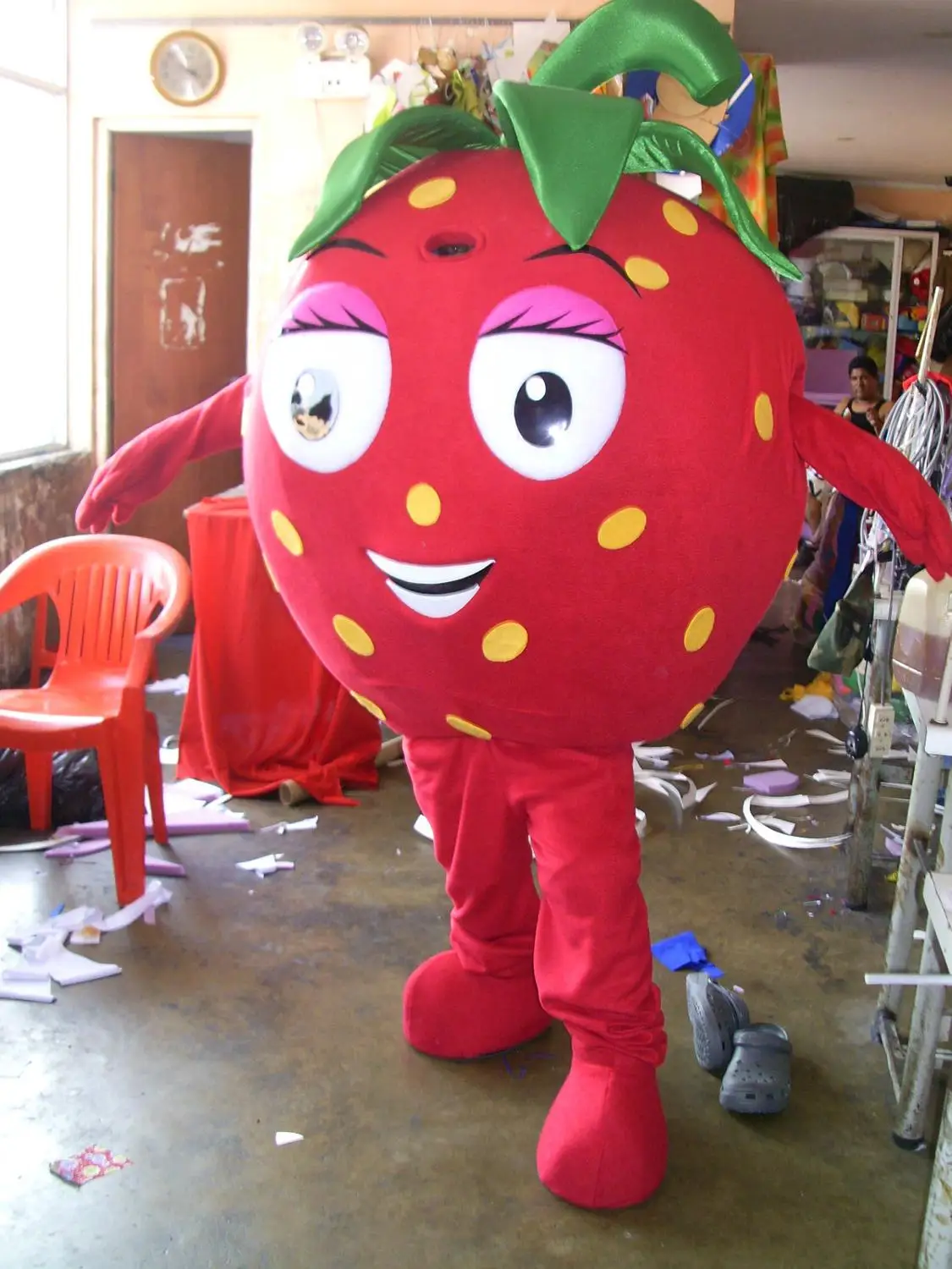 Disfraz de Mascota de fruta de fresa para adultos, vestido elegante para fiesta de cumpleaños, Disfraces de Halloween, ropa de Navidad, nueva versión