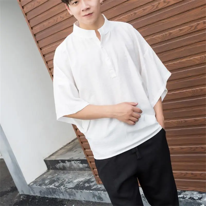 Men's new style, black and white, super loose size to this dress, hair stylist, hip hop fashion singer, stage equipment