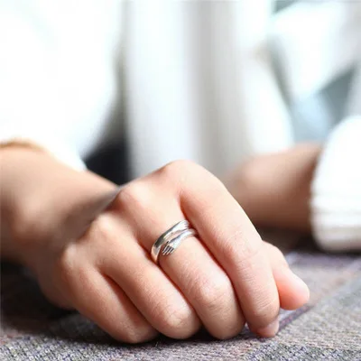 2023 Fashion New Product Love Hug Simple Ring Wild Hug Open Ring Couple Ring Jewelrys Gifts Hot Sale