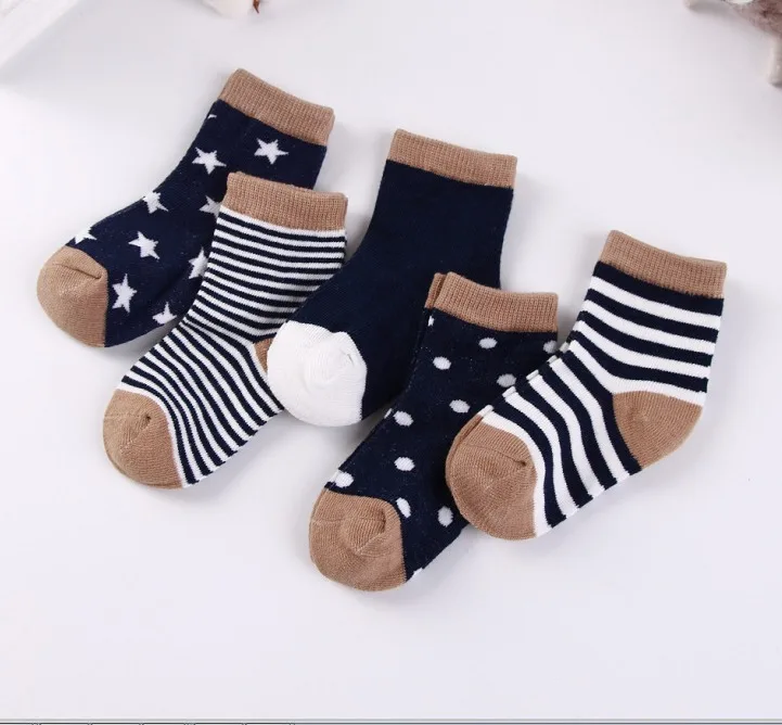 5 Pairs/lot 0 to 6 Years Kids Soft Cotton Socks Boy Girl Baby Cute Cartoon Warm Stripe Dots Fashion School Socks Autumn Winter