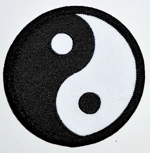 100x Yin Yang ying tao hippie retro boho White Black embroidered applique iron on patch  (≈  5 cm)