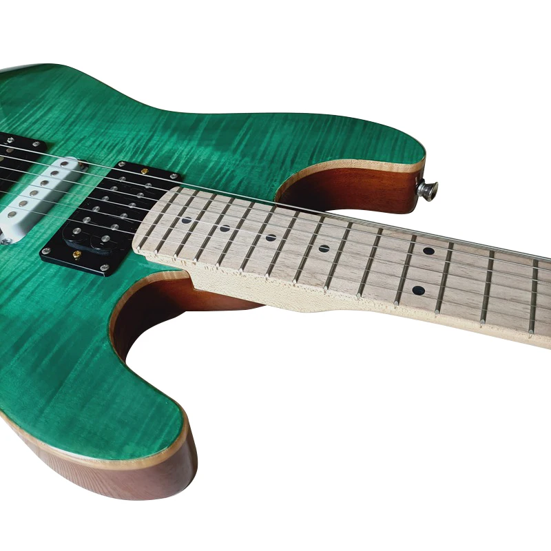 Green & Brown Flame Maple Top 6 Strings Electric Guitar 39 Inch High Gloss Basswood Body Guitare Electrique with Fog Problem