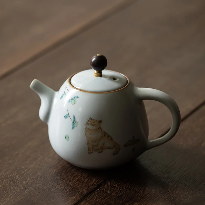 LUWU cute cat ceramic teapot traditional chinese tea pot 280ml