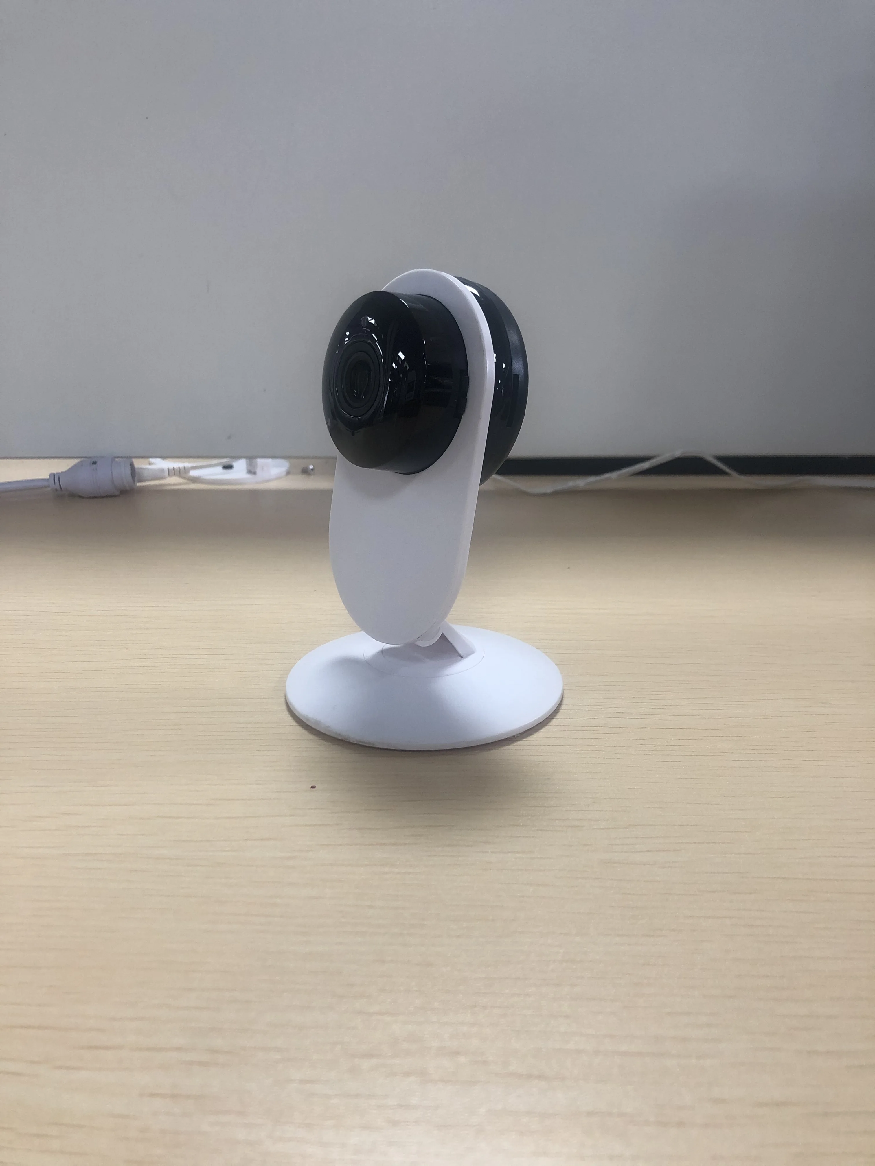 Free Shipping TUYA App Wi-Fi Smart Home Camera Factory Price TUYA APP 1080P Wireless IP Camera Webcam Security Home Camera