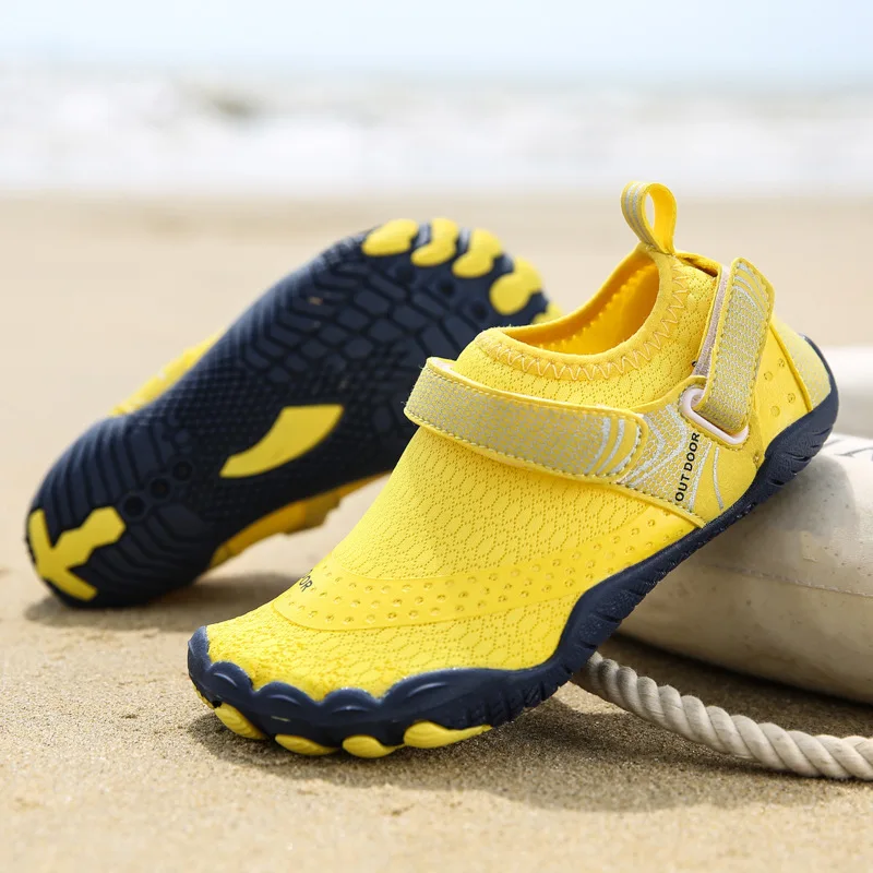 Sneakers Women Swimming Shoes Outdoor Children\'s Beach Shoes Parent-child Hiking Shoes Diving Shoes Snorkeling Shoes and Socks