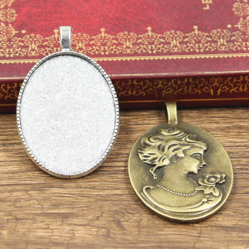 2szt Nowa moda 40x30mm Rozmiar wewnętrzny Antyczny brąz Srebrny kolor Klasyczny owalny damski styl Kaboszon Podstawa Ustawienie Charms Wisiorek