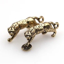 1x Retro Brass Punk Tiger Pendant Necklace Key Ring Pendant Creative Gifts leather bag wallet chain diy decoration 51mm (2