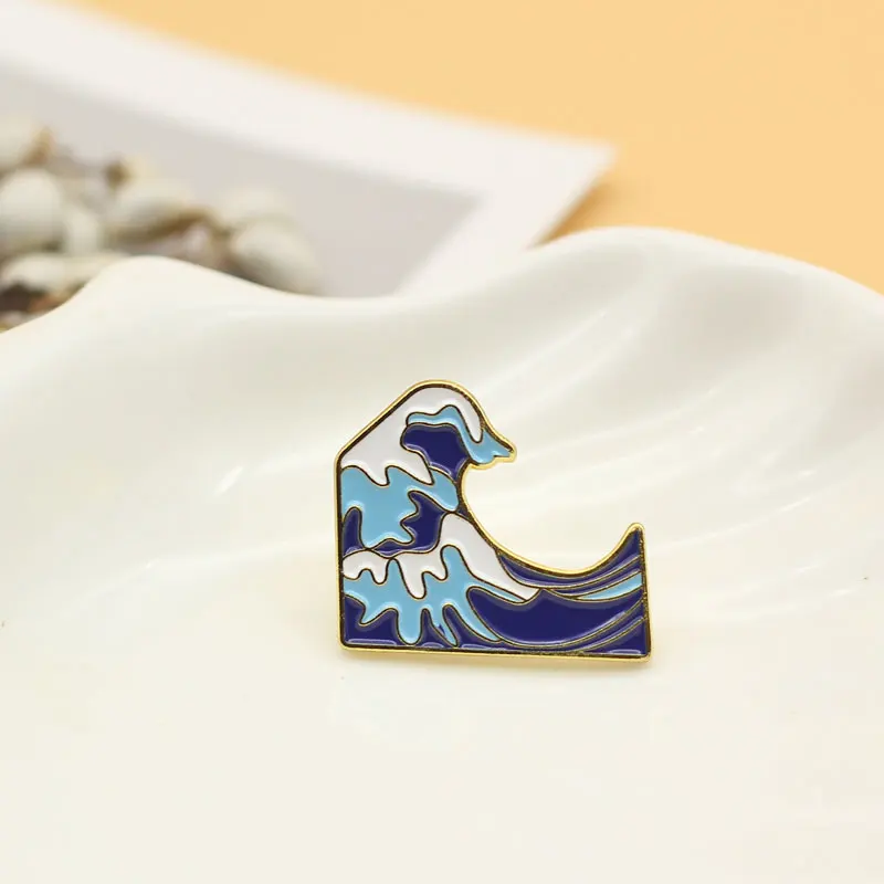 Kanagawa sea wave brooch and enamel pins Men and women fashion jewelry gifts anime movie novel lapel badges