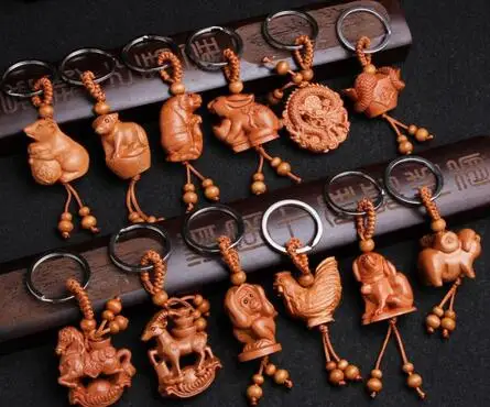 Mahogany Three-dimensional Engraving Keychain Lifelike Zodiac signs Keyring gift for friend women men jewelry car keychain