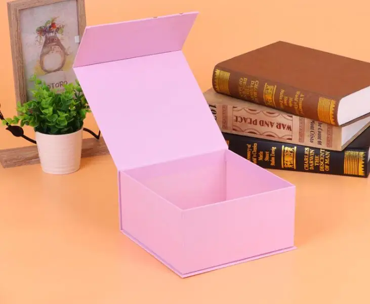 Customized rigid Cardboard Paper Gift Box Packaging,Luxury Cardboard Magnetic Folding Gift Box packing ---XP10002