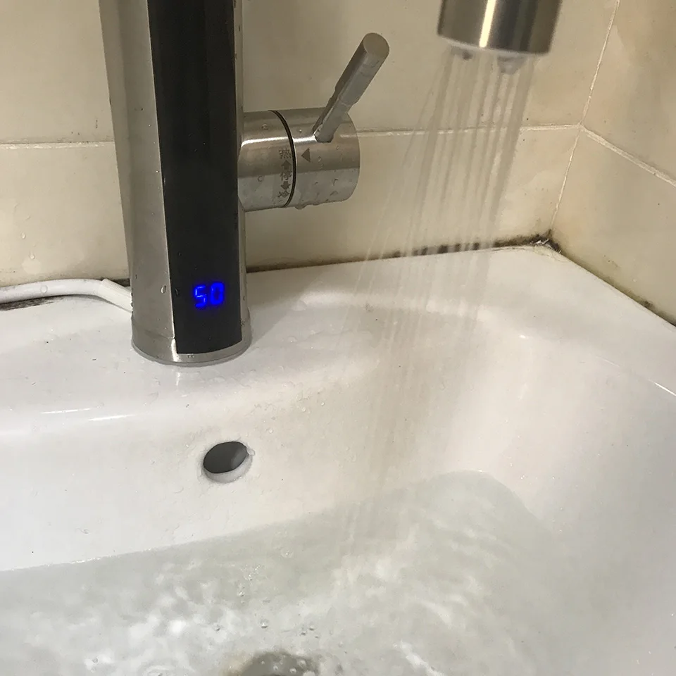 220V Electric Tankless Instant Kitchen Faucet Sink Shower Stainless Steel Water Heater Faucets Universal Rotation Temp. Display