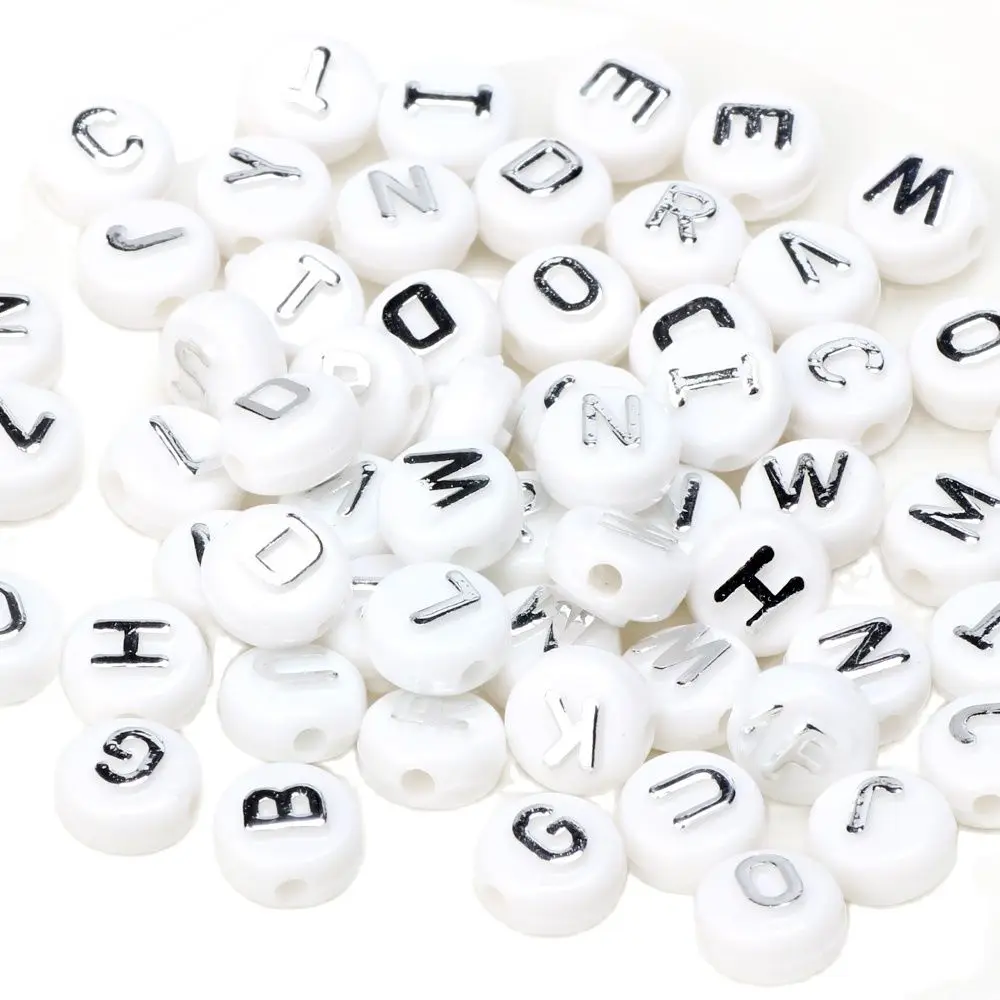 10MM Warna Emas/Perak 26 Huruf Timbul Alfabet Putih Datar Bulat Bentuk Manik-manik untuk Membuat Perhiasan DIY Aksesori Buatan Tangan