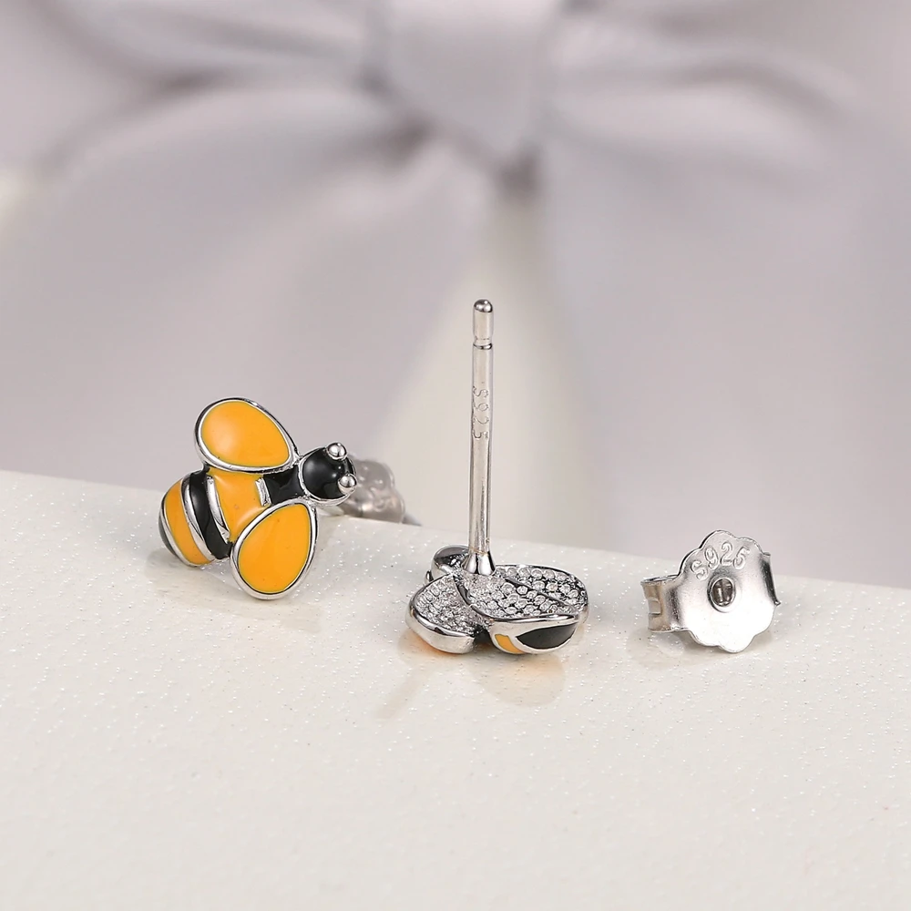 

Mankuu Women's Jewelry Earrings Cute Little Bee Fashion Simple Dripping Handmade Craft Jewelry Sterling Silver Small And Chic