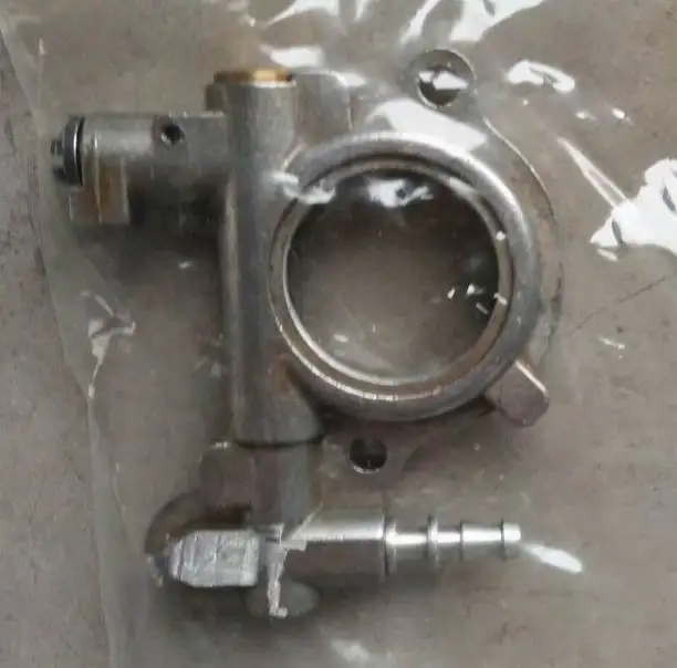 MS 240 MS 260 Oil Pump MS240 MS260 OEM 1121 640 3203 11216403203