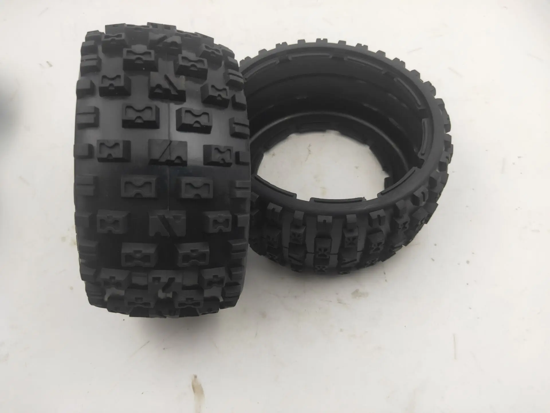 Upgraded Front & Rear Wasteland Tires Assembly Set for 1/5 Hpi Rofun Rovan Km Baja 5b Rc Car Toys Parts